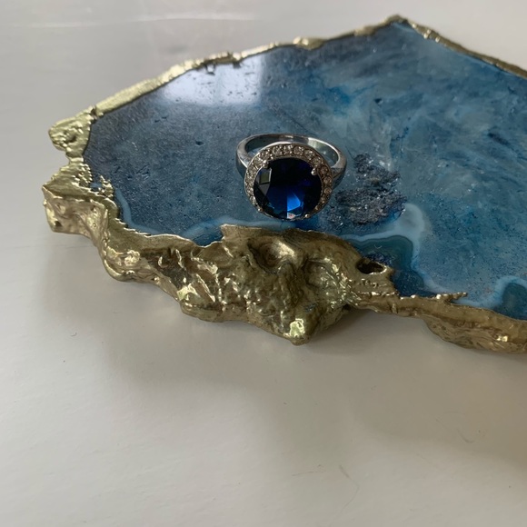 Women’s Blue stone ring. - Picture 5 of 5
